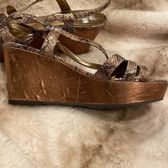 Anne Klein wedge with Copper and Brown NWOT size 9 - Picture 3 of 9
